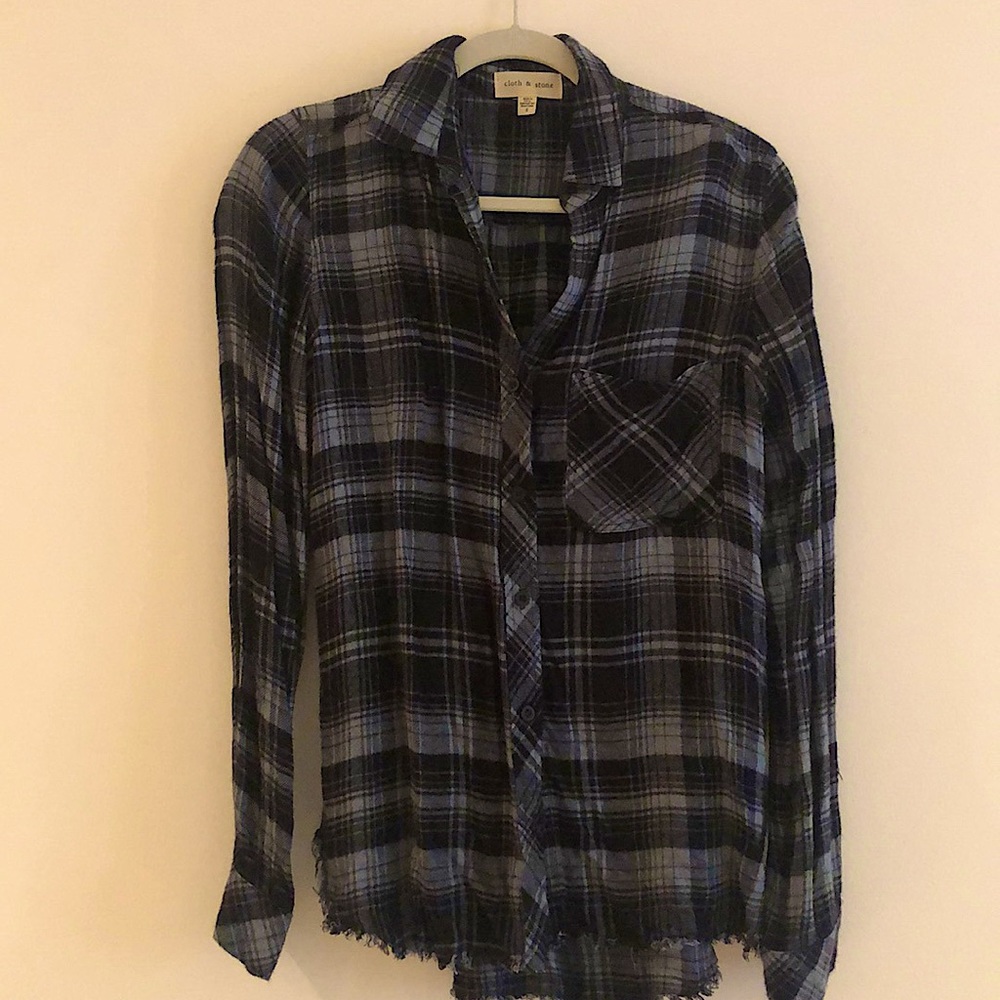 Black and Gray Plaid Anthropologie Button Down S